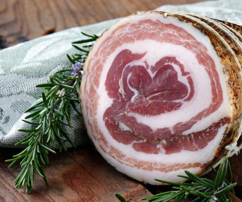 Pancetta arrotolata